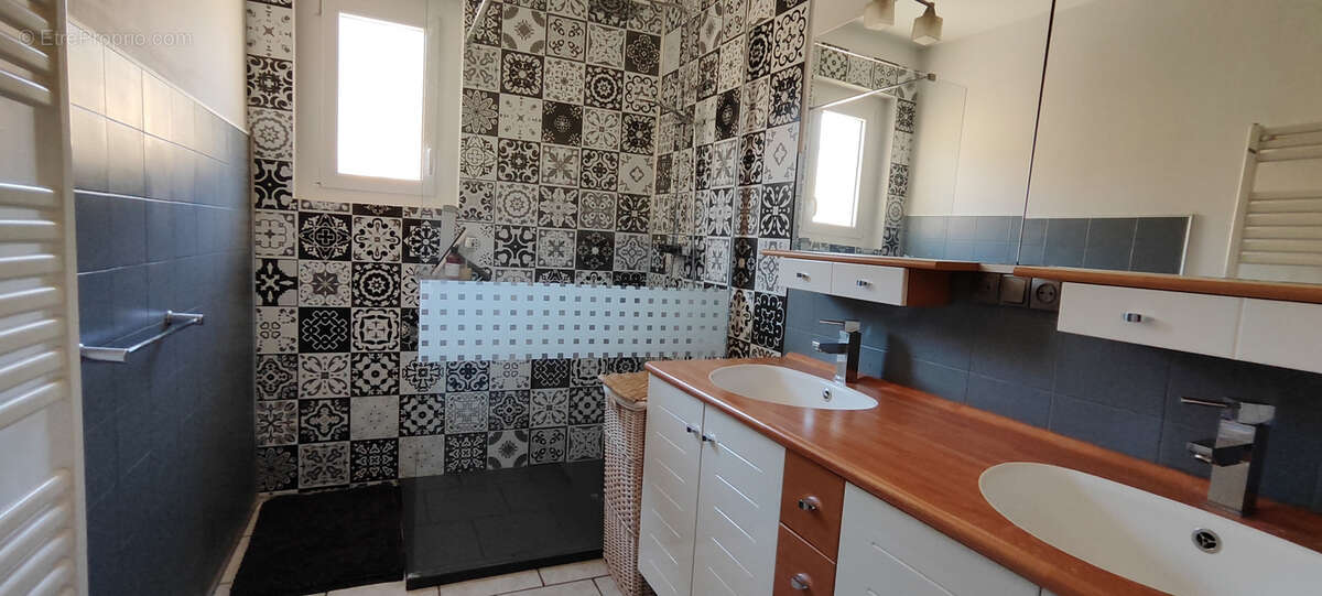 Maison à SAINTE-FOY-L&#039;ARGENTIERE