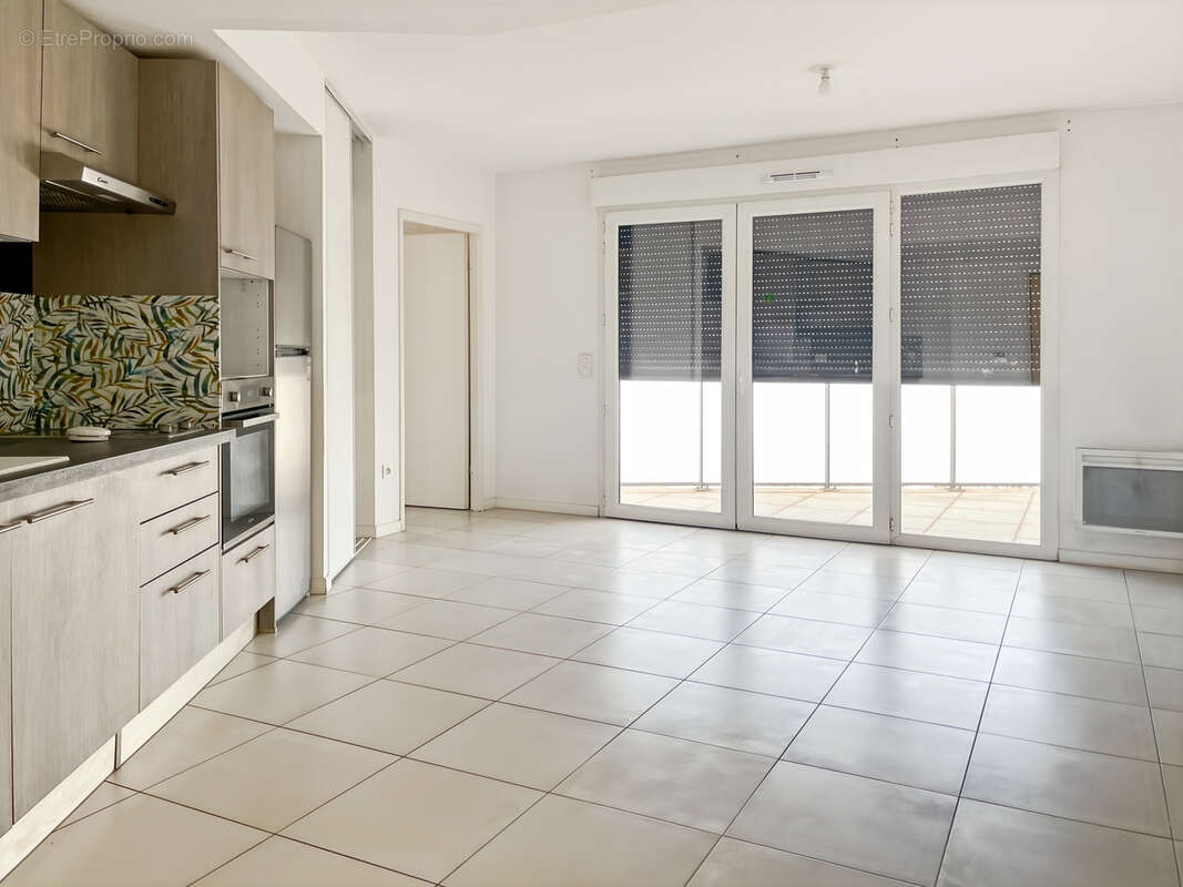 Appartement à SAINT-JEAN-DE-VEDAS