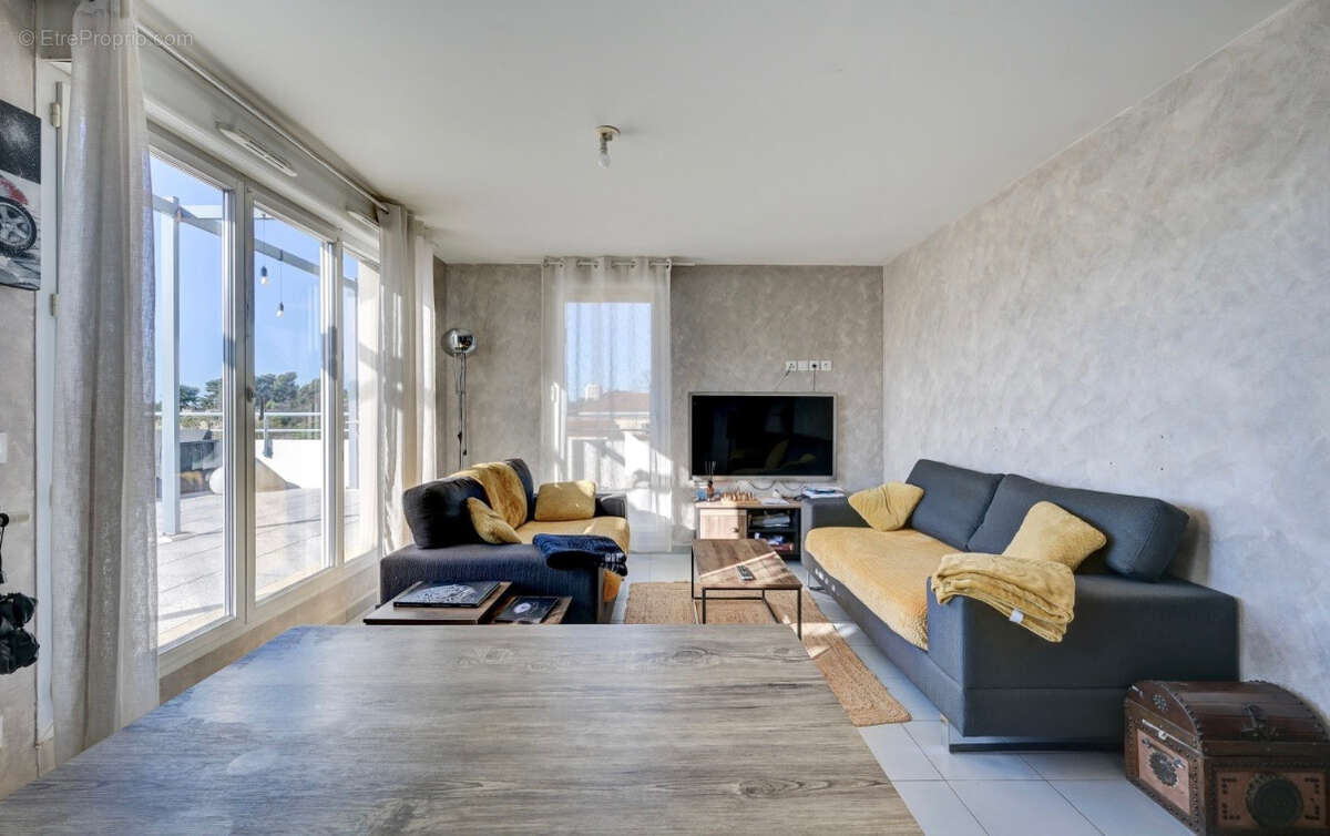 Appartement à MARSEILLE-12E