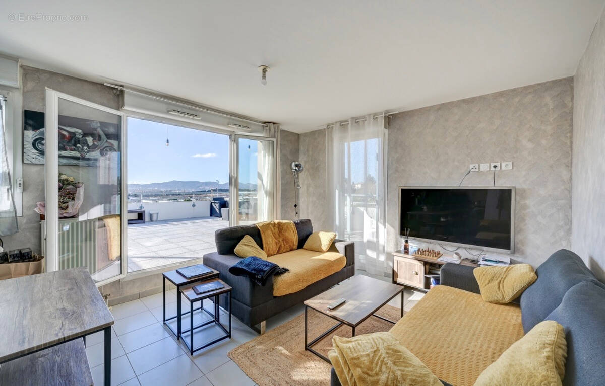 Appartement à MARSEILLE-12E