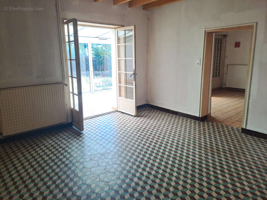 Maison à LA ROUXIERE