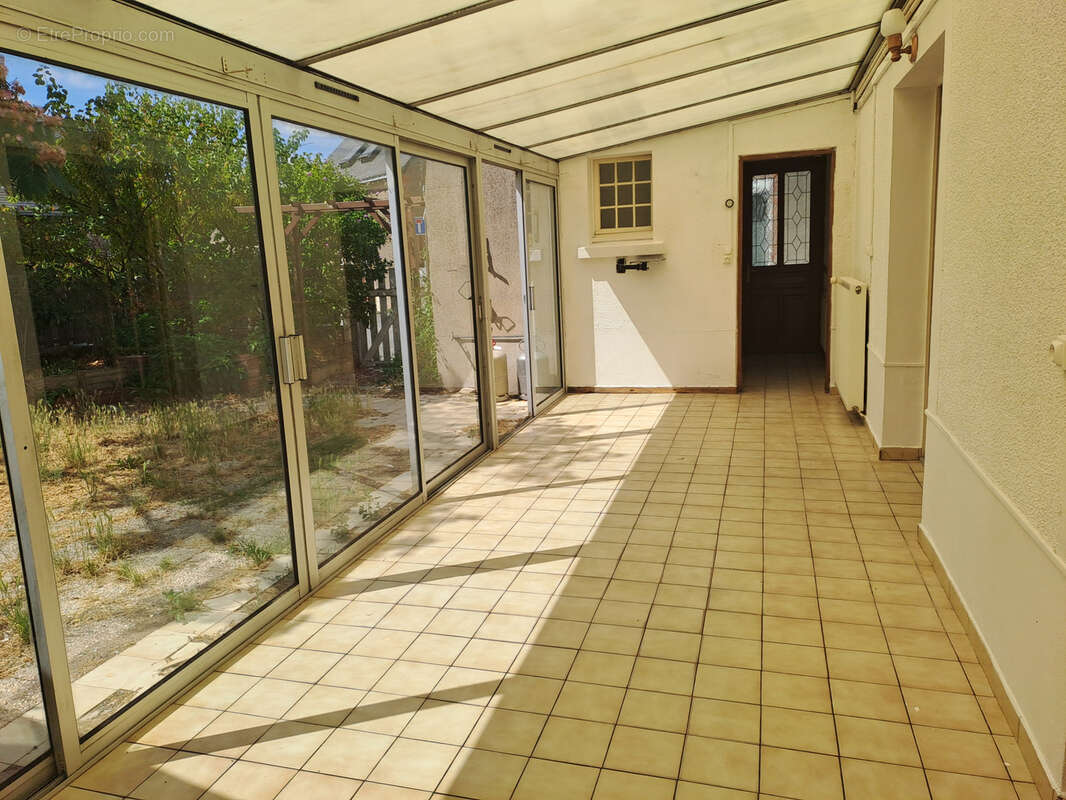 Maison à LA ROUXIERE