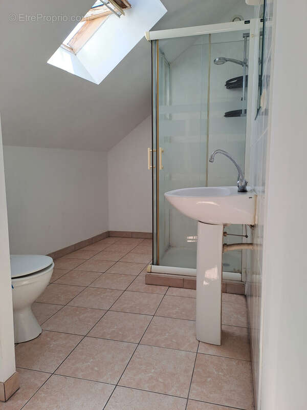 Maison à LA ROUXIERE