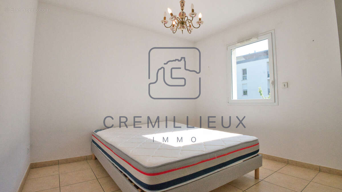 Appartement à GUILHERAND-GRANGES