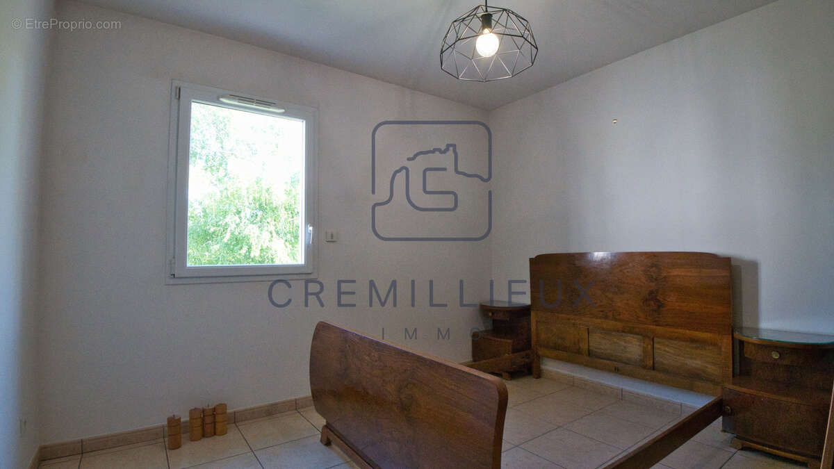 Appartement à GUILHERAND-GRANGES