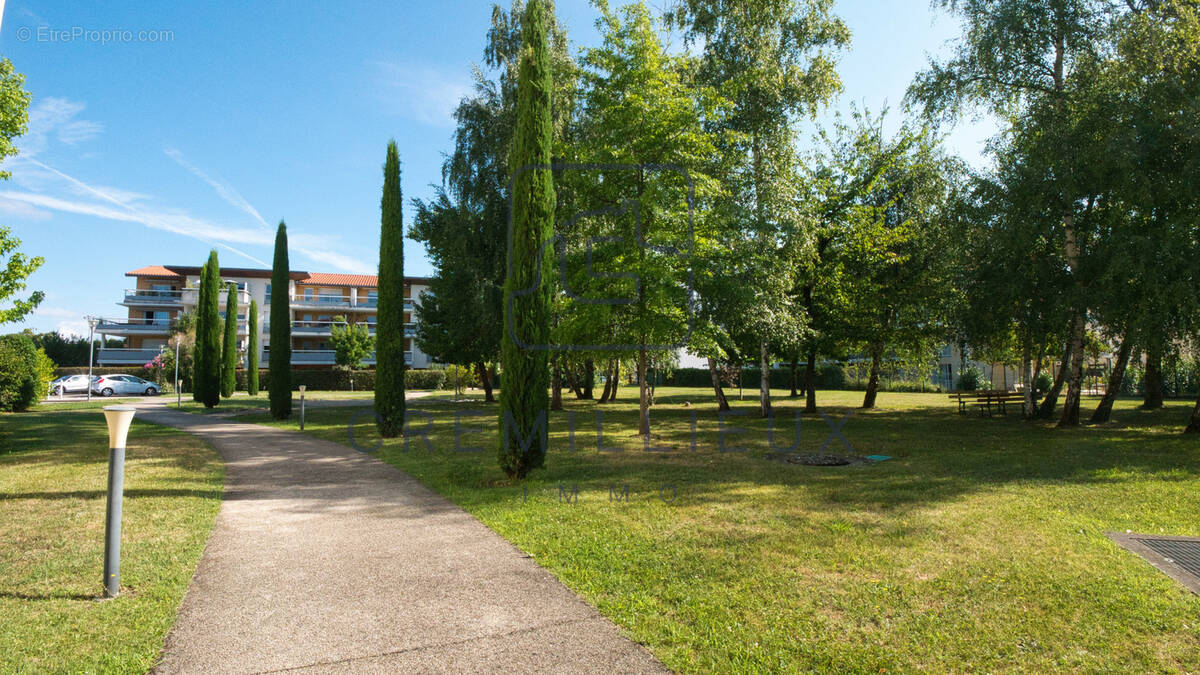 Appartement à GUILHERAND-GRANGES