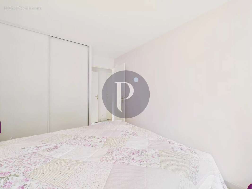 Appartement à VERRIERES-LE-BUISSON