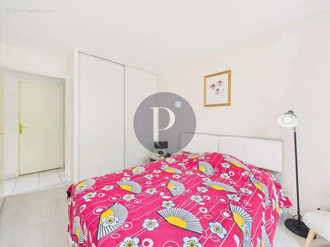 Appartement à VERRIERES-LE-BUISSON