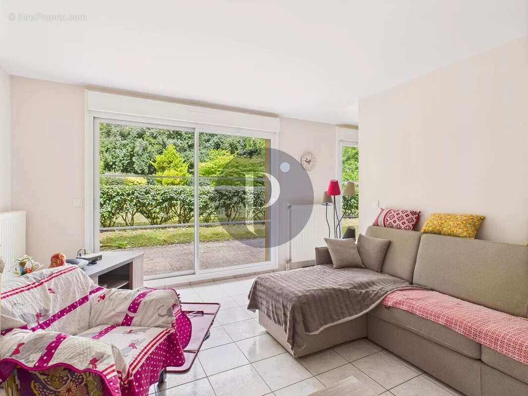 Appartement à VERRIERES-LE-BUISSON