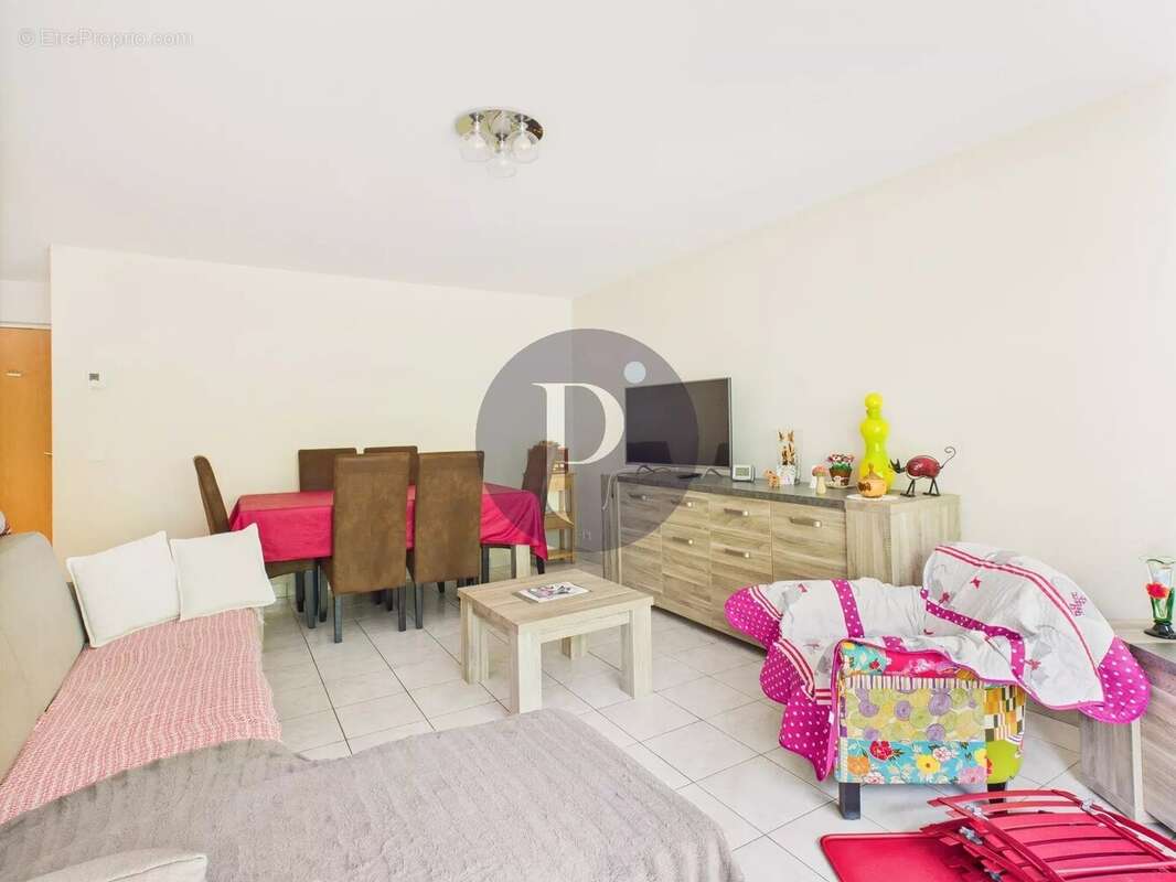 Appartement à VERRIERES-LE-BUISSON