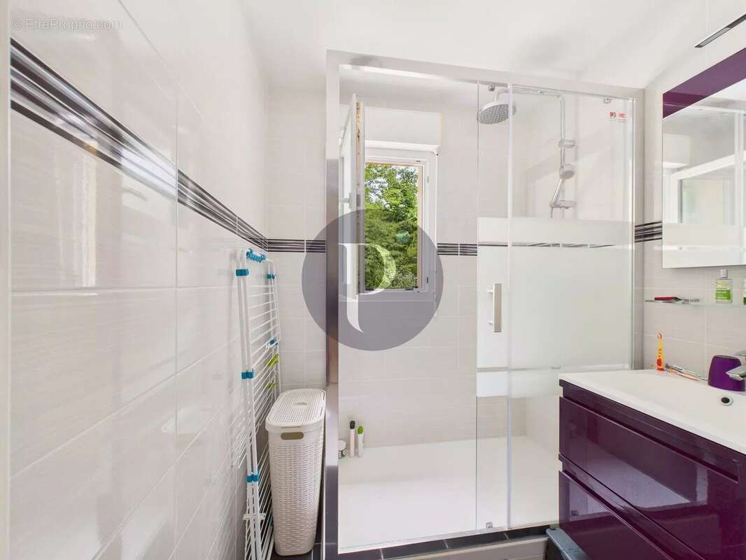 Appartement à VERRIERES-LE-BUISSON