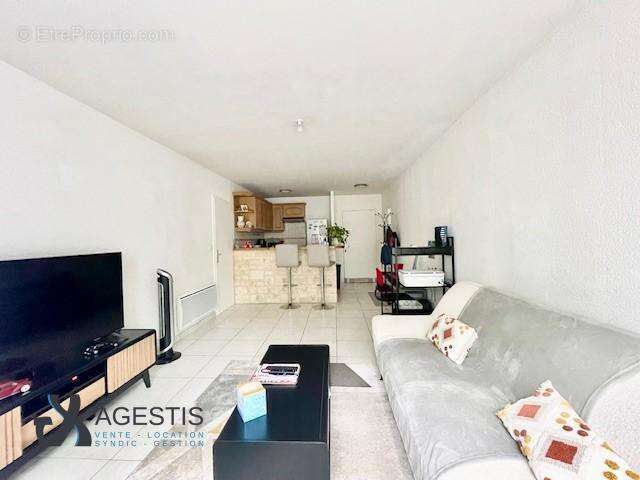   - Appartement à ROQUES