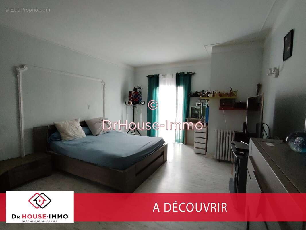 Maison à FERRIERES-EN-GATINAIS