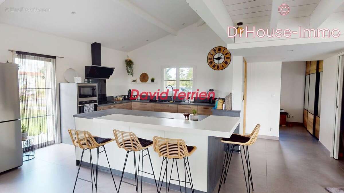 Maison à SAINT-LOUBES