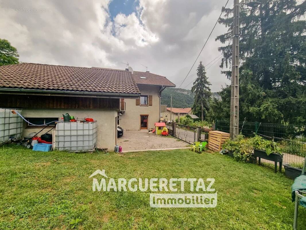 Appartement à SAINT-JEOIRE