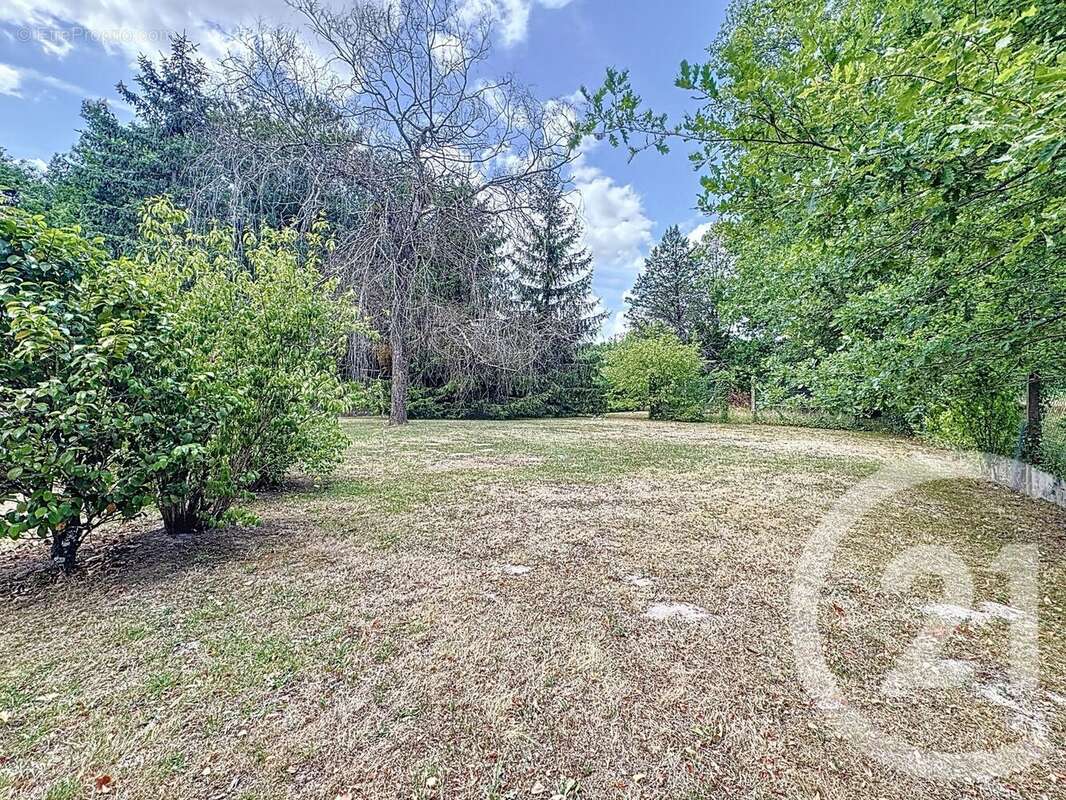 Maison à MENESTREAU-EN-VILLETTE