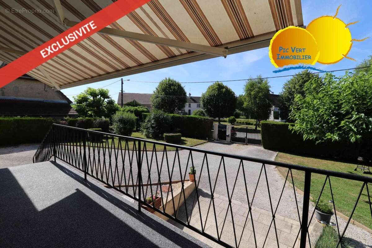 Maison à SAINT-SEINE-EN-BACHE