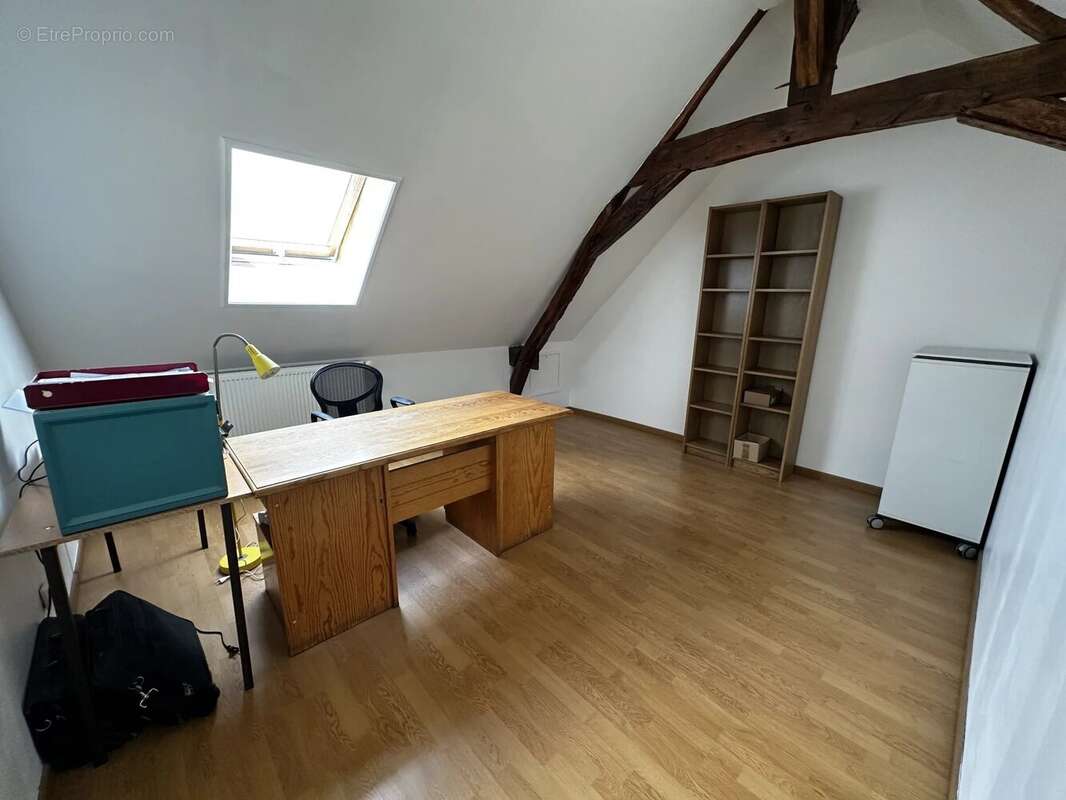 Maison à CHANNAY-SUR-LATHAN