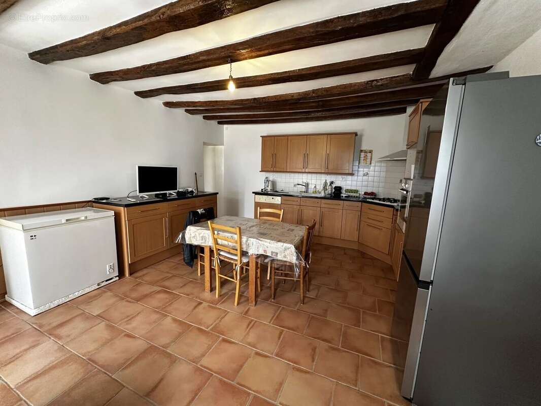 Maison à CHANNAY-SUR-LATHAN