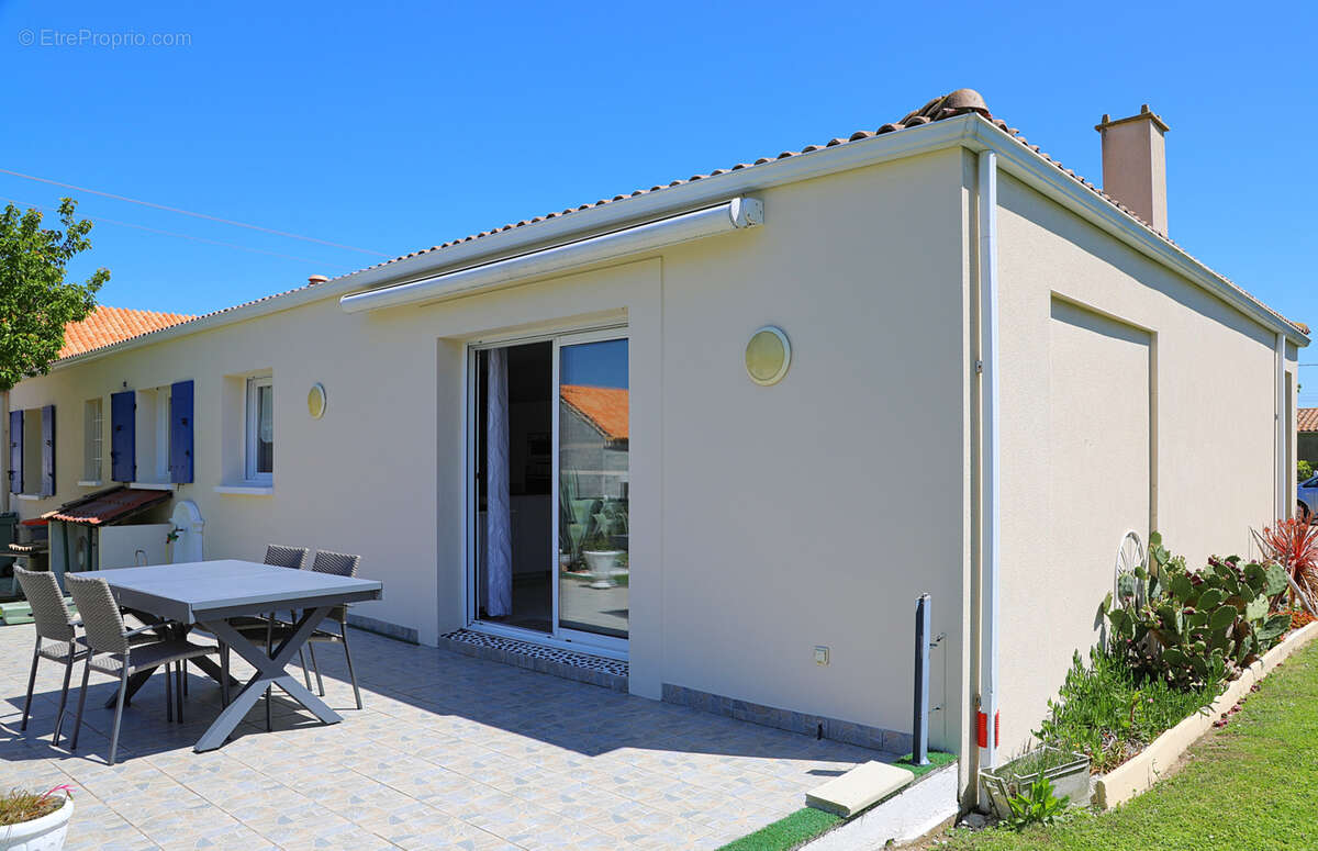 Maison à SAINT-GEORGES-DE-DIDONNE