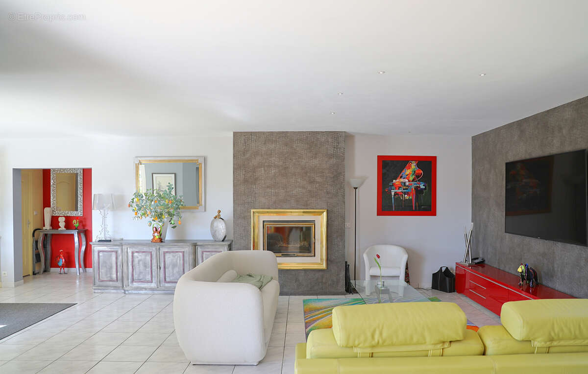 Maison à MESCHERS-SUR-GIRONDE