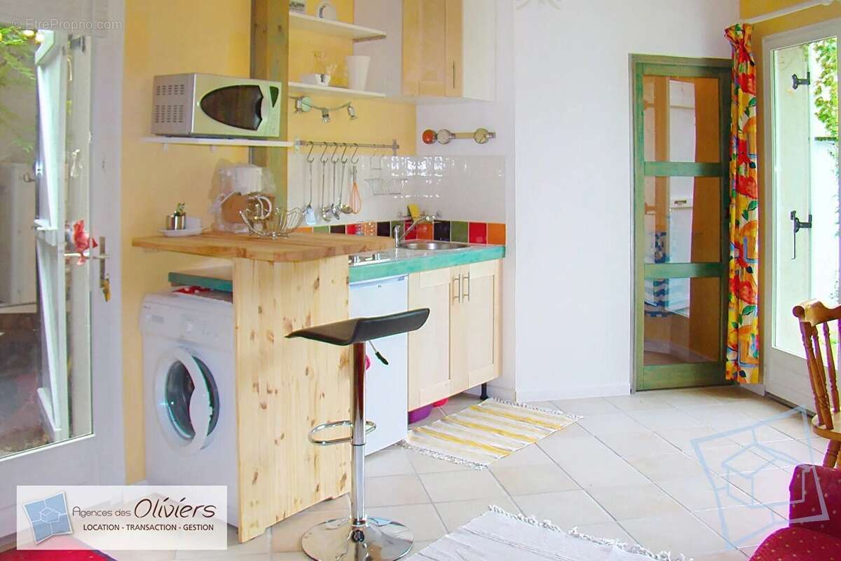 Maison à VOISINS-LE-BRETONNEUX