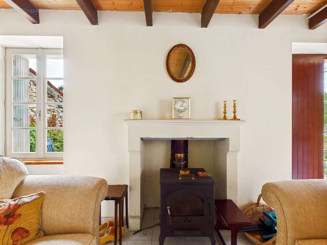 Maison à MATHA