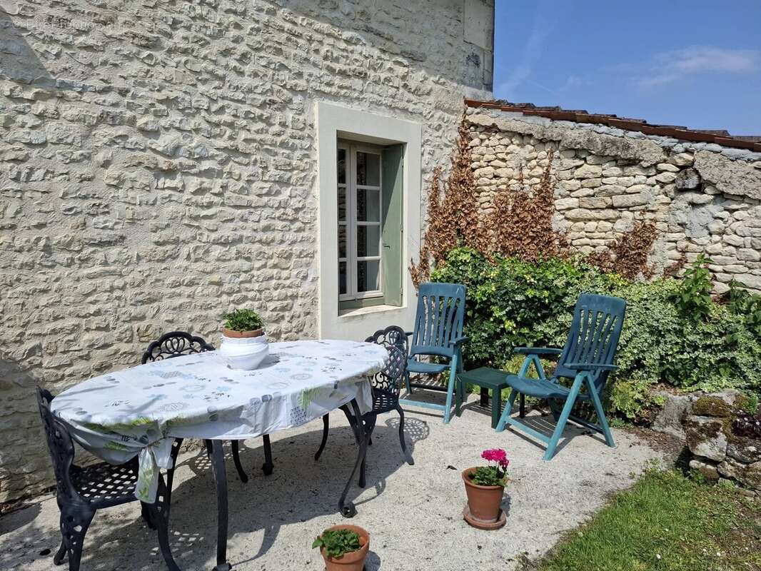 Maison à MATHA