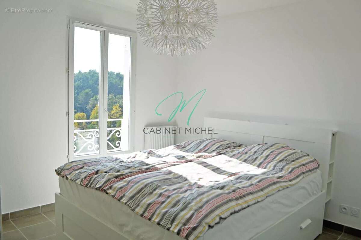 Appartement à LE ROURET