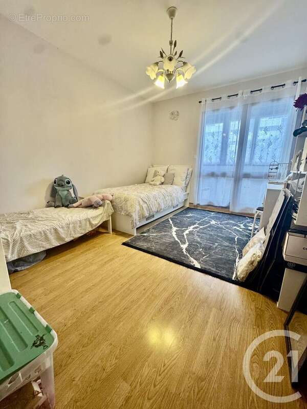 Appartement à RILLIEUX-LA-PAPE