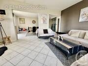 Appartement à RILLIEUX-LA-PAPE