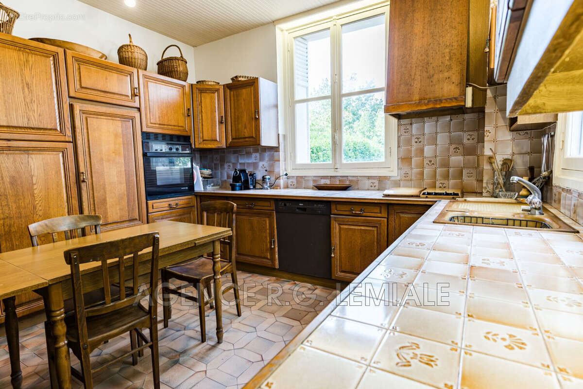 Maison à MAISONS-LAFFITTE