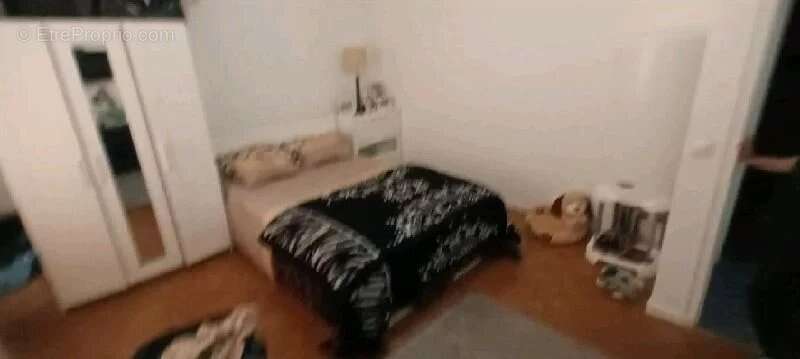 Maison à SAINTE-GENEVIEVE-DES-BOIS