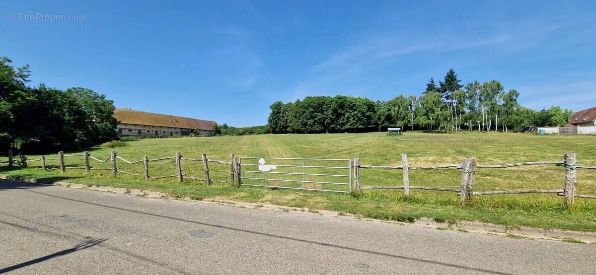 Terrain à MAINTENON