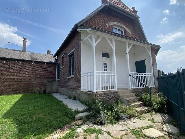 Maison à RESSONS-SUR-MATZ