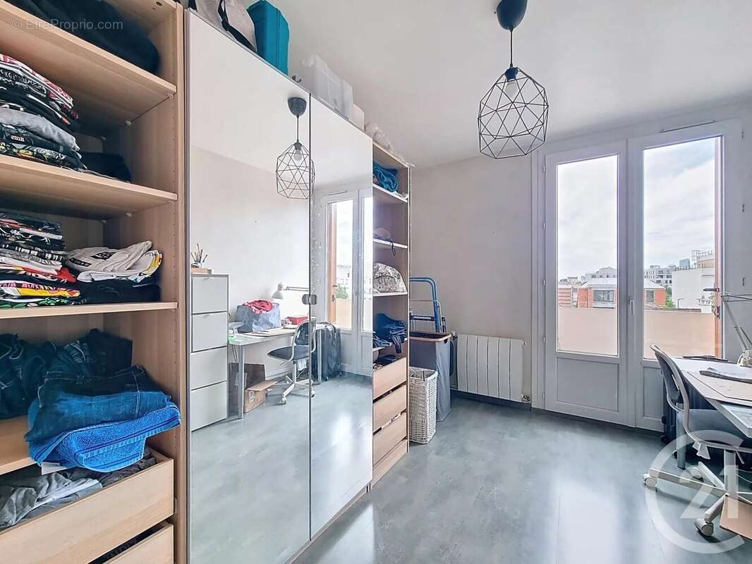 Appartement à COLOMBES