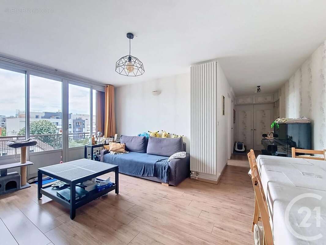 Appartement à COLOMBES