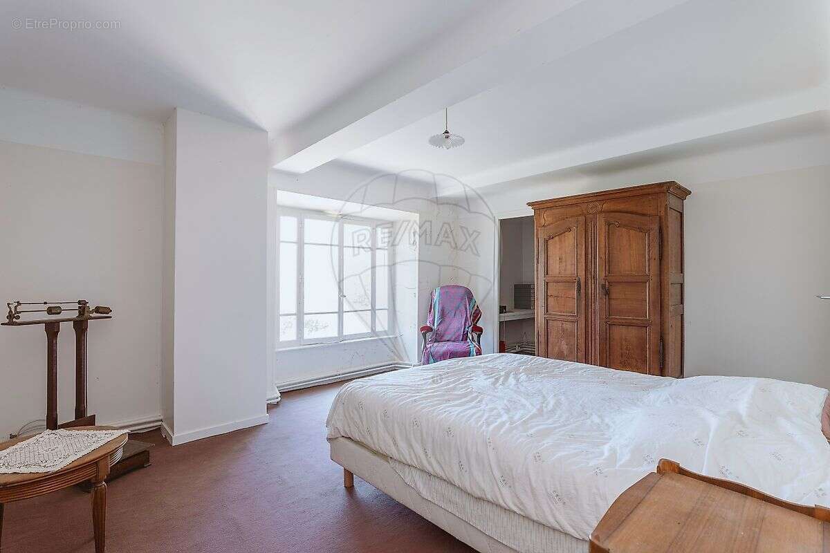 Maison à BAS-ET-LEZAT