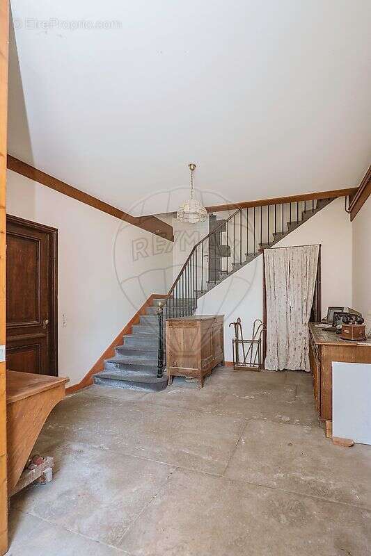 Maison à BAS-ET-LEZAT