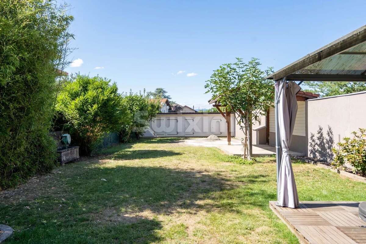 Appartement à DOUVAINE