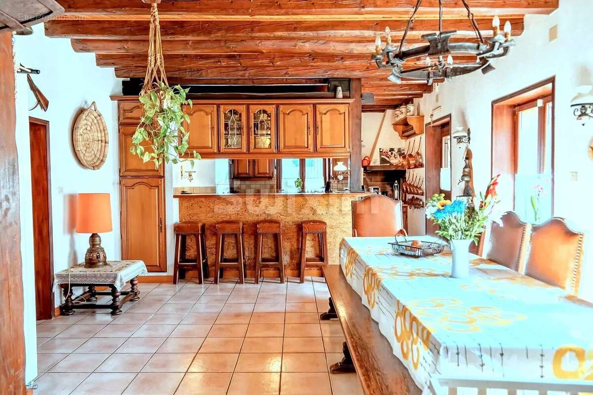 Appartement à DOUVAINE