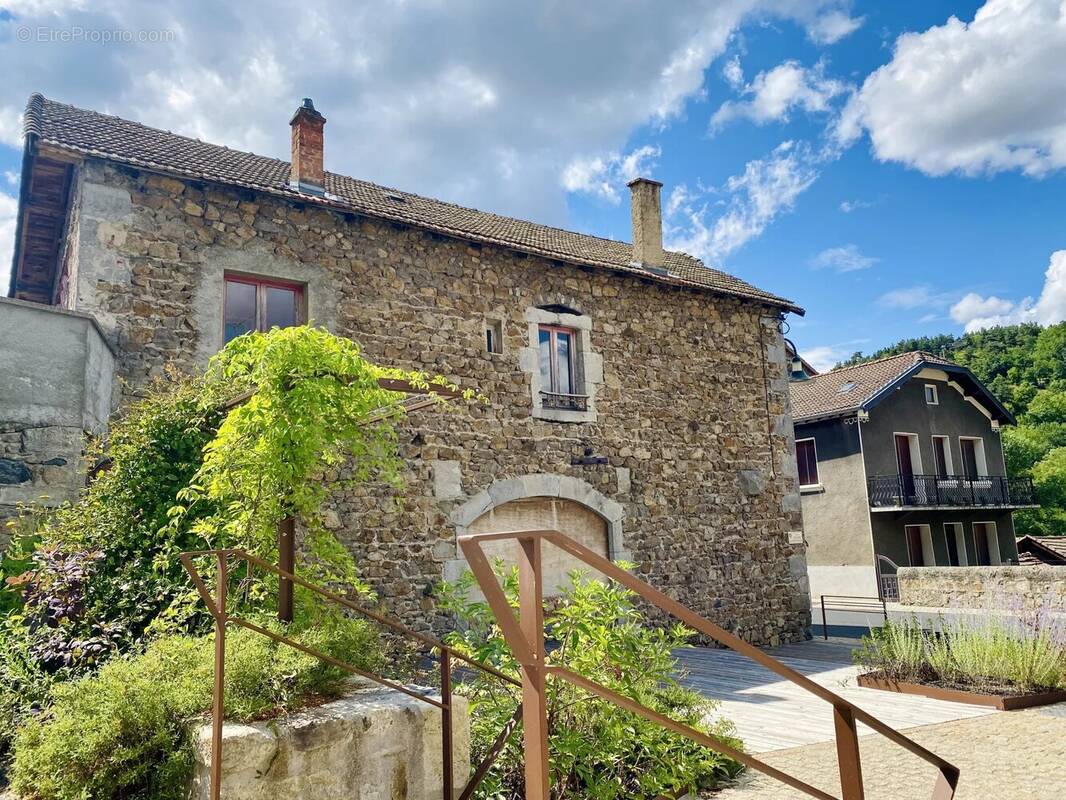 Maison à CHAMALIERES-SUR-LOIRE