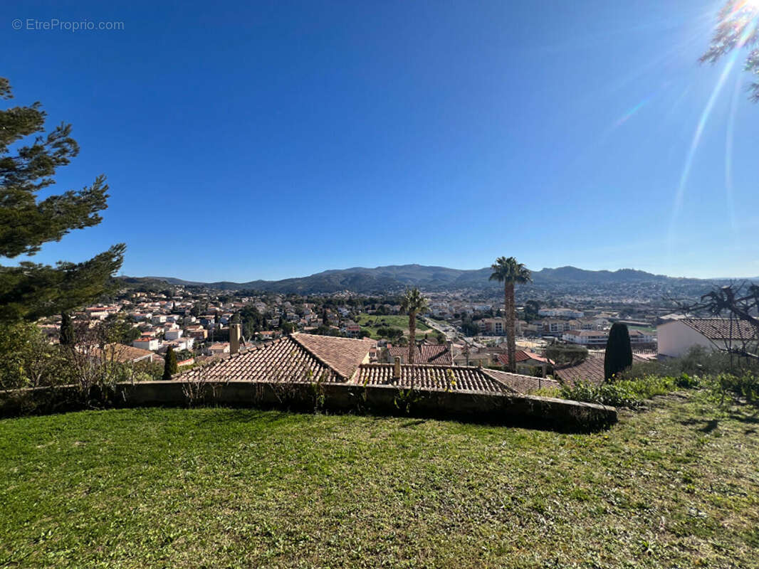 Maison à PLAN-DE-CUQUES