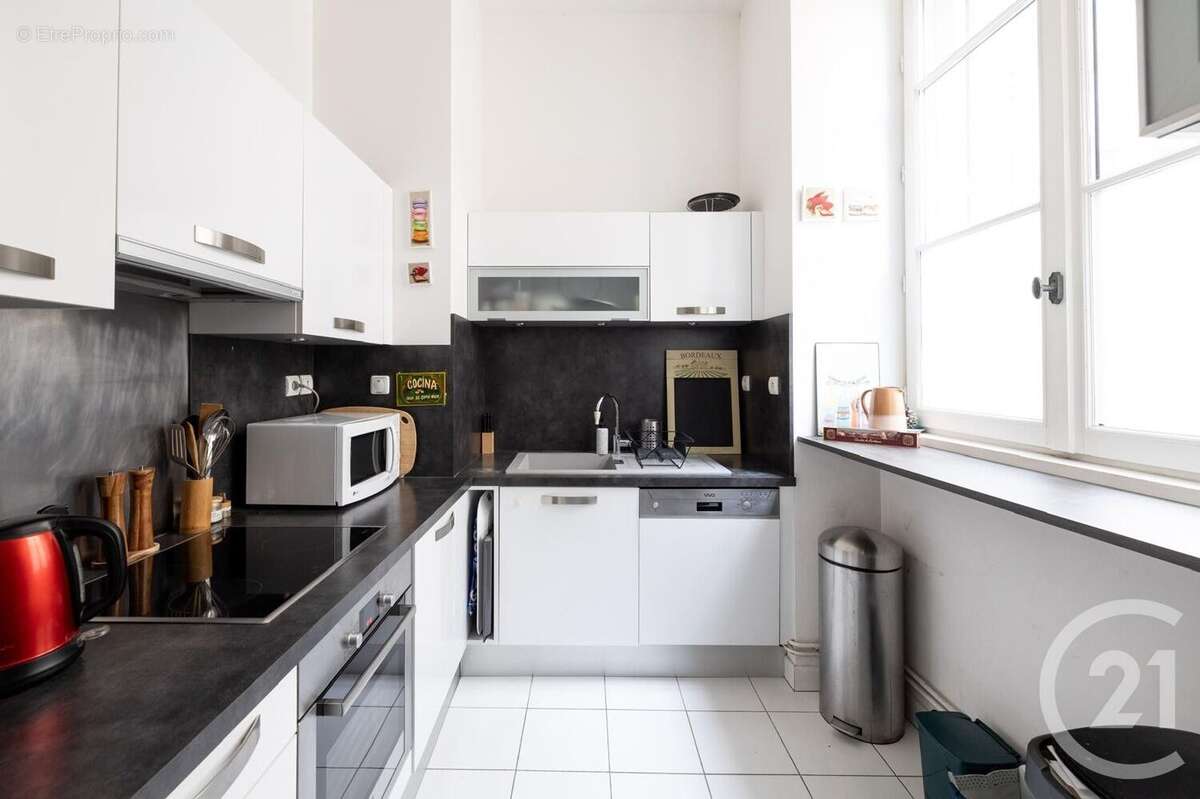 Appartement à BORDEAUX