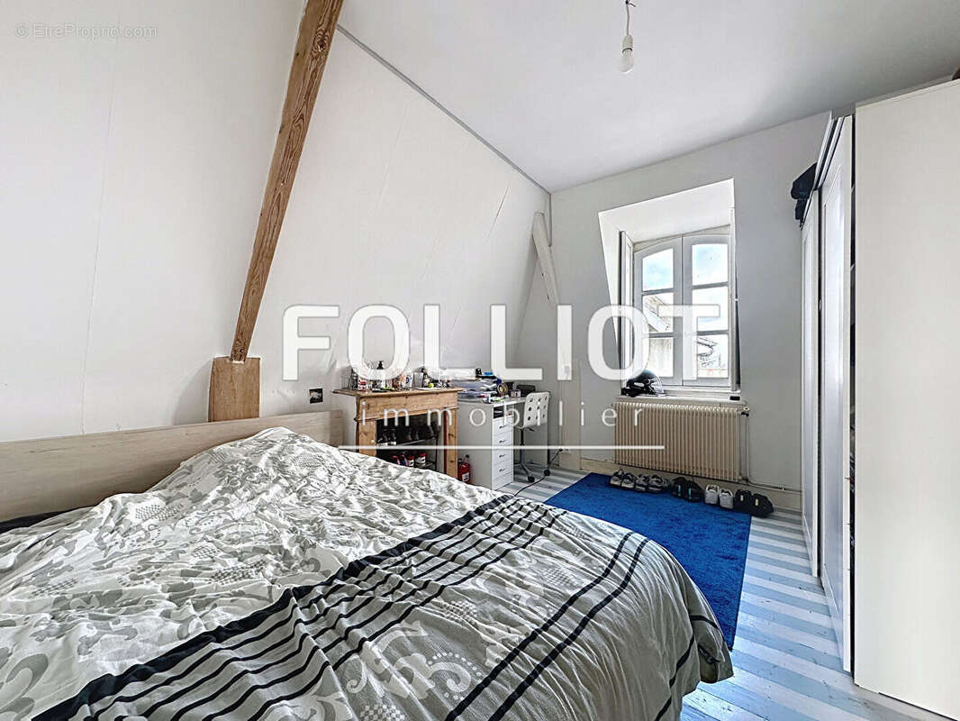 Maison à DONVILLE-LES-BAINS