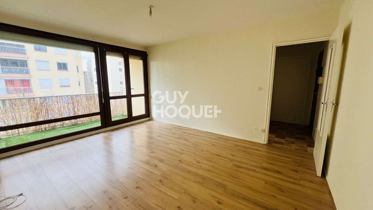 Appartement à BOURGOIN-JALLIEU