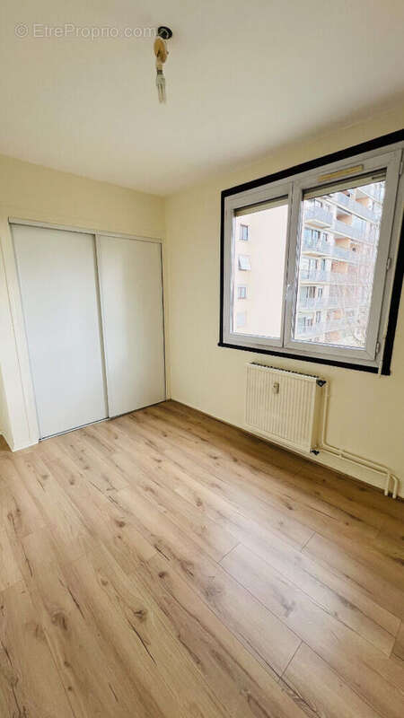 Appartement à BOURGOIN-JALLIEU