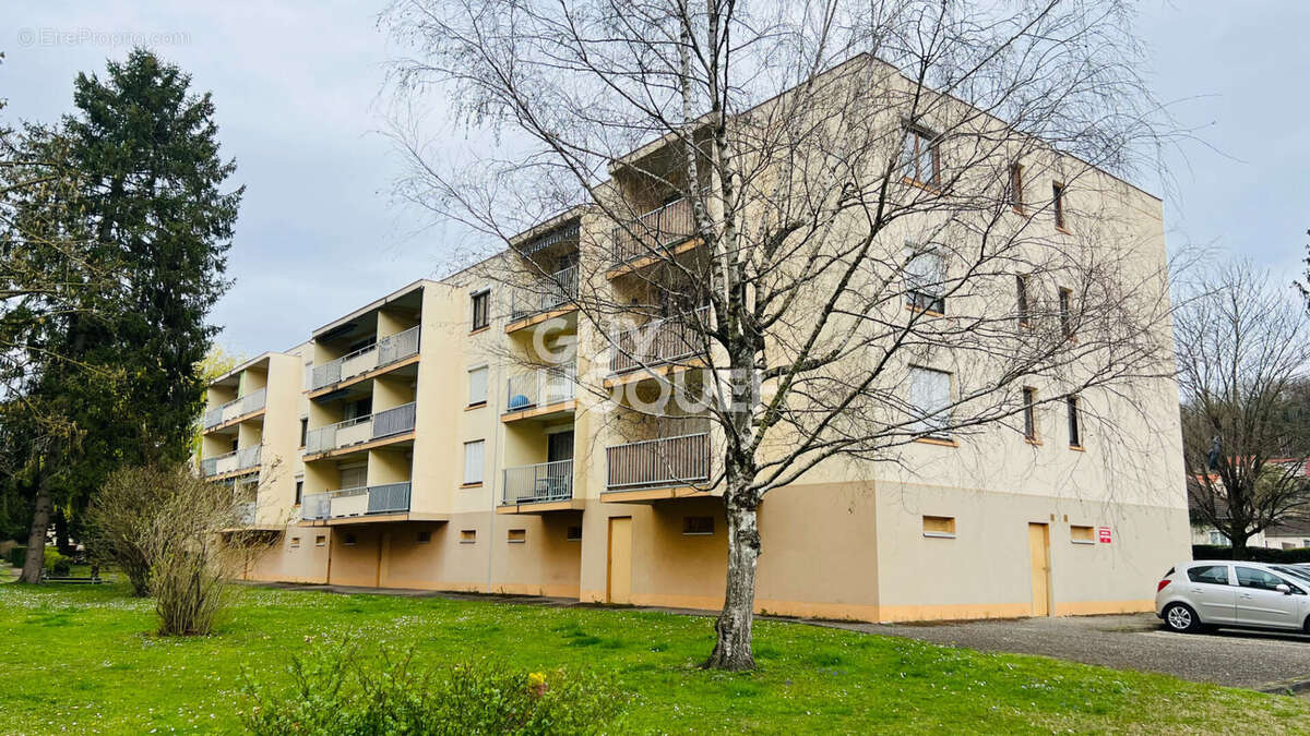 Appartement à BOURGOIN-JALLIEU