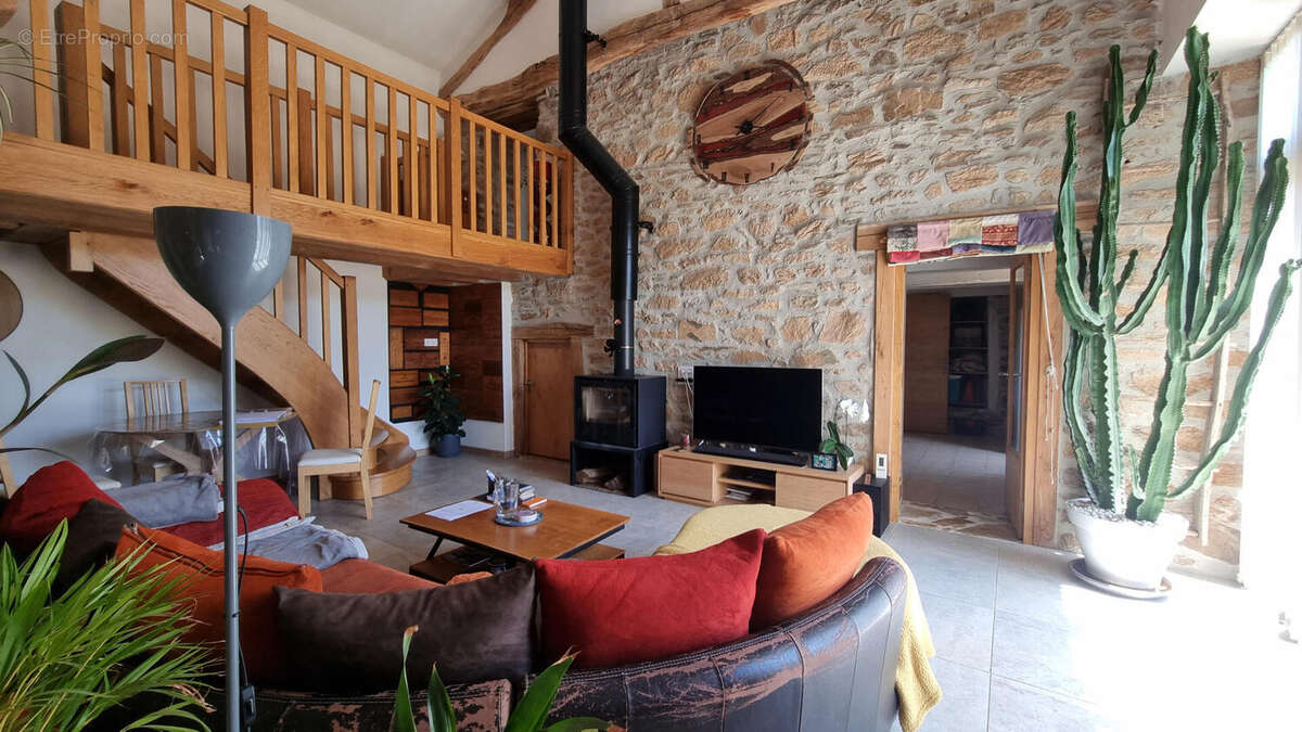 20250621_150818 - Maison à SAINT-SAUD-LACOUSSIERE