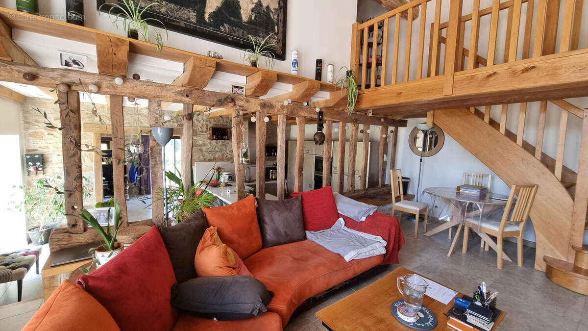 20250621_151202 - Maison à SAINT-SAUD-LACOUSSIERE